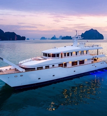 2A CUSTOM POWER CATAMARAN 37M